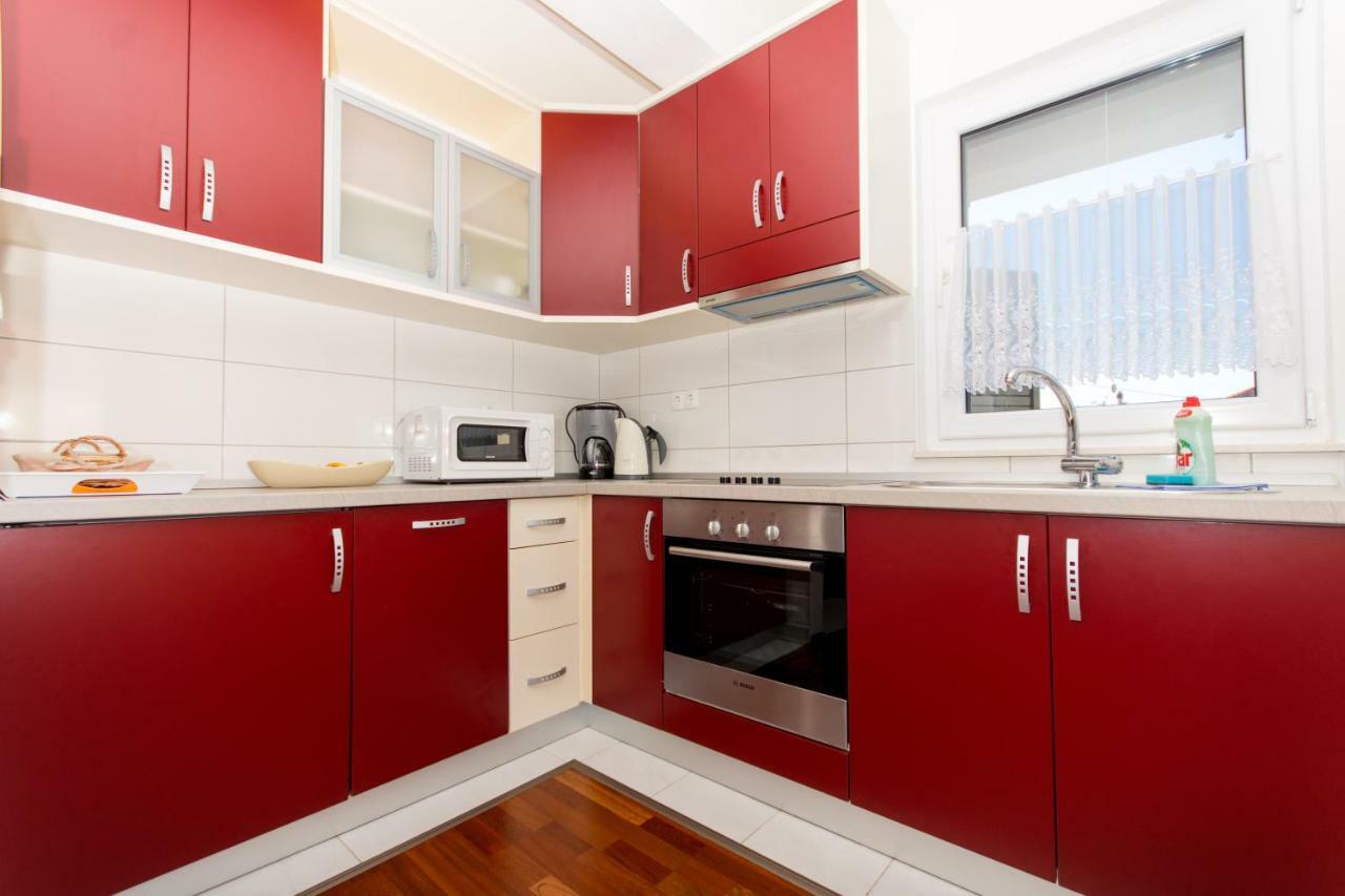 Apartments Cavar Trogir Bagian luar foto